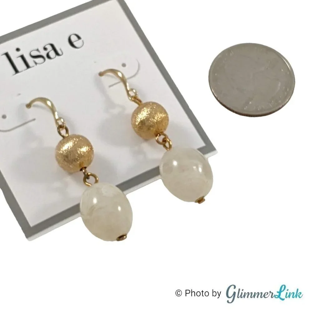 Tiered Off White Marbled & Gold Tone Beaded Dangle Earrings